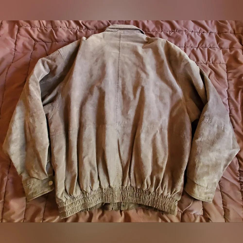 Vintage Cambridge Classics Men's Brown Leather Bomber Jacket 1990's Size M/L.